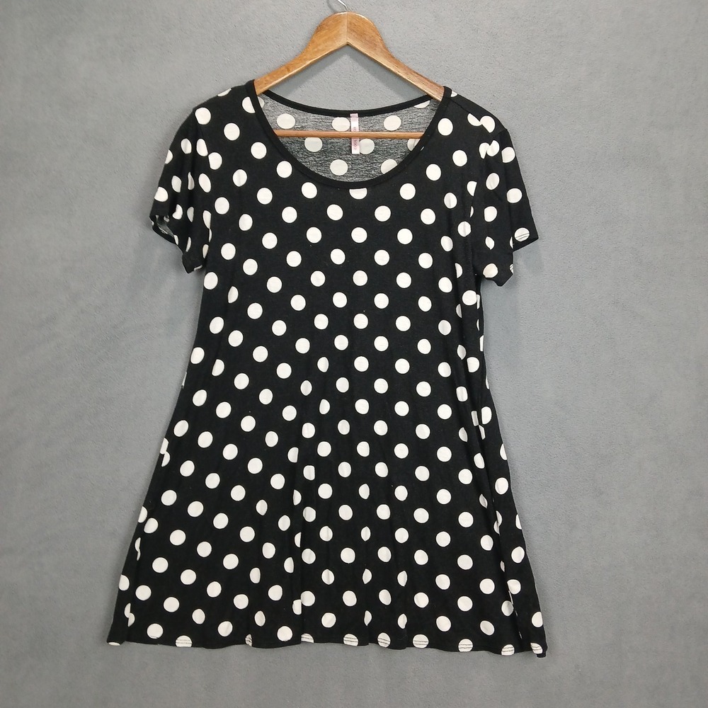 Cool Melon Tunic Top Womens M Black Polka Dot Round Neck Modern Everyday Wear